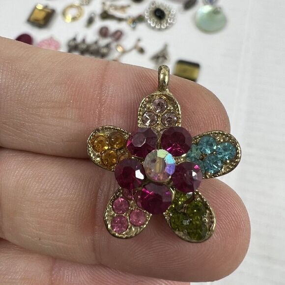 Focal Points Mix Lot Stone Unique Pendants And Jewelry Making Findings Vintage + - Picture 13 of 16